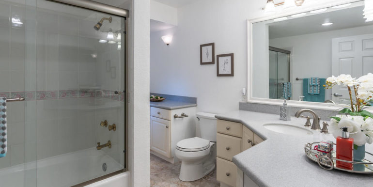 1202 Kelewina St Kailua HI-012-9-Bathroom-MLS_Size