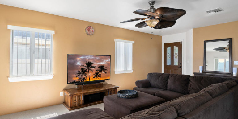 872061 Pakeke St Waianae HI-009-029-Living Room-MLS_Size