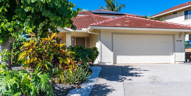 941109 Nawele St Waipahu HI-002-003-Front Yard-MLS_Size