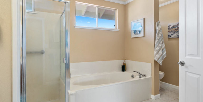 941109 Nawele St Waipahu HI-018-015-Master Bath-MLS_Size