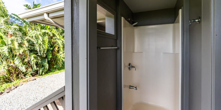 841469 Maunaolu St Waianae HI-056-040-Outdoor Shower-MLS_Size