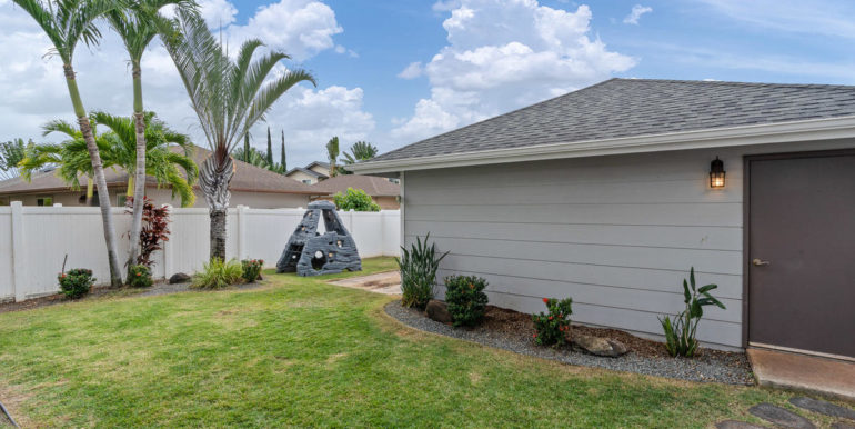 911016 Kaianae St Ewa Beach HI-029-033-Back Yard-MLS_Size