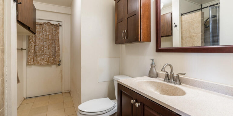 92670 Nohona St Kapolei HI-022-021-Bathroom-MLS_Size