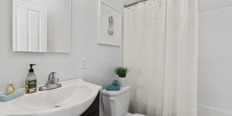 913021 Makalea Loop Ewa Beach HI 96706 USA-014-026-Bathroom-MLS_Size