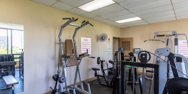 411 Hobron Ln 1205 Honolulu HI 96815 USA-018-017-Gym-MLS_Size